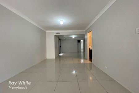 Spacious Family Duplex - Photo 2