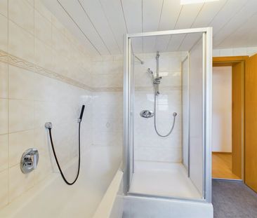 Großzügige 3,5-Zimmer-Etagenwohnung mit Garten, Loggien und Gartenh... - Foto 6