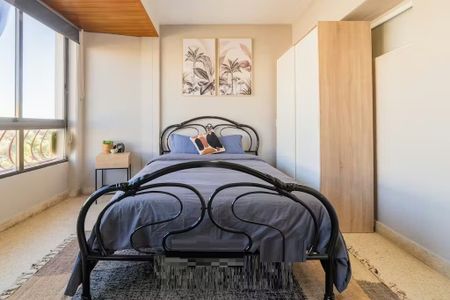 Avenida Pío XII, Valencia, Valencian Community 46015 - Photo 2