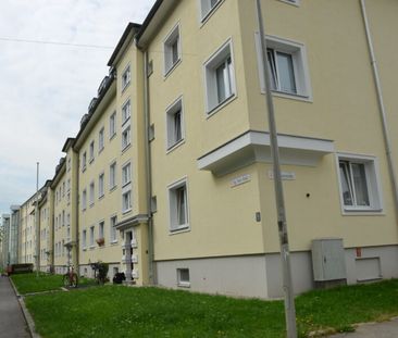 Zentral gelegene Starterwohnung im 3. Stock **kein Lift** - Photo 1