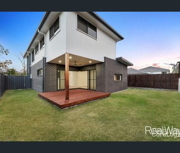 Spacious Family home in Prime Location - BREAK LEASE Price Increase... - Photo 6