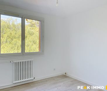 Location Appartement 4 pièces 64m² DOUSSARD 74210 - Photo 2