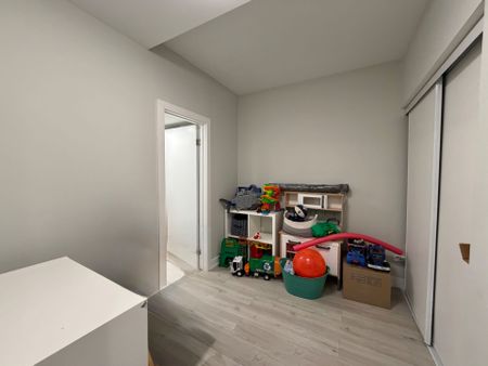 For Lease - 25 Clara May Avenue Unit# Bsmt, East Gwillimbury, Ontario - Photo 2