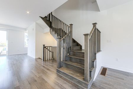 For Lease - 14 Folcroft Street, Brampton, Ontario - Photo 2