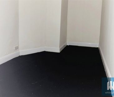 Hollyroyd House, 12 Bank Street, Dewsbury, WF12 - Photo 3