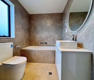 28 Kowaitau Avenue, Beachlands, Auckland - Photo 6