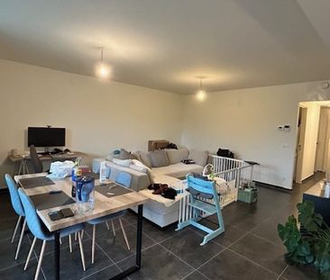 Appartement te huur - Photo 1