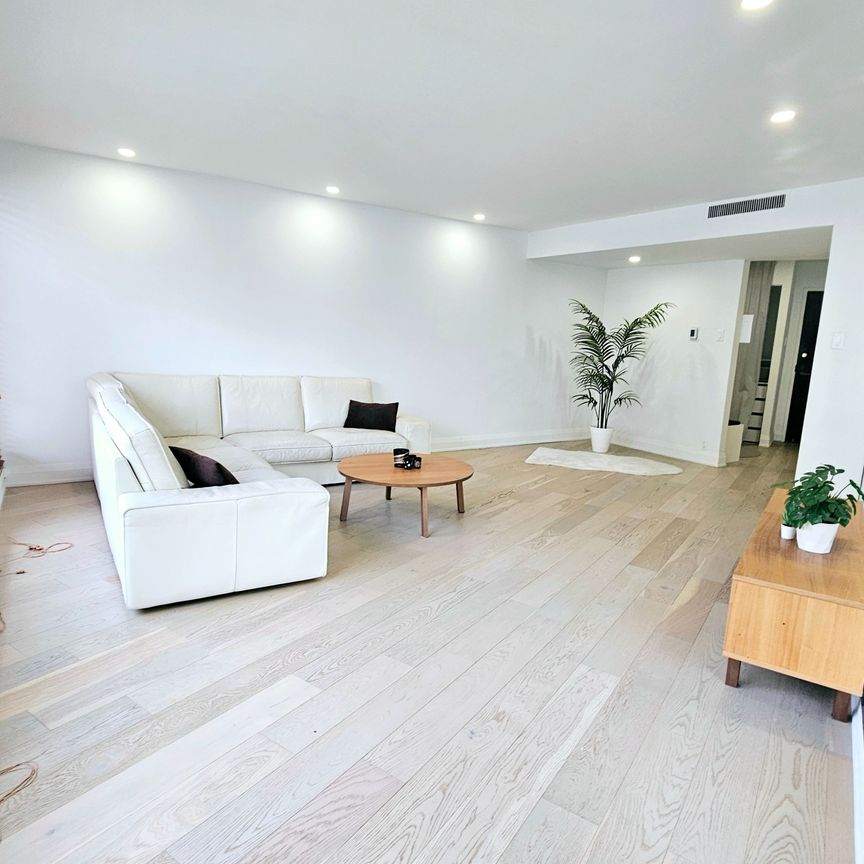 For Lease - 65 Harbour Square Unit# 3306, Toronto, Ontario - Photo 1
