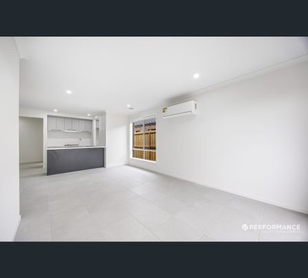 90 Elegante Road, Winter Valley, Vic 3358 - Photo 1