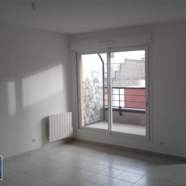 Location Appartement 2 pièces 41m² ST ETIENNE 42000 - Photo 1