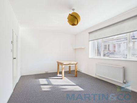 1 bedroom ground floor flat to rent - Photo 3
