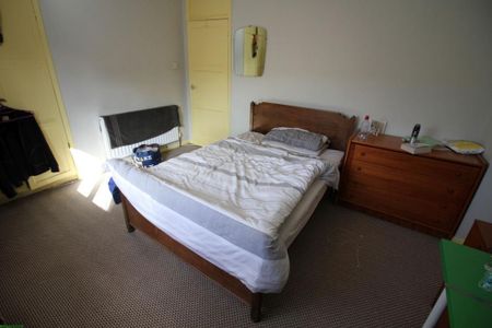 4 bedroom terraced house to rent - Photo 3