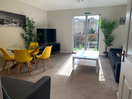Newly Refurbished House near GCHQ - Photo 5