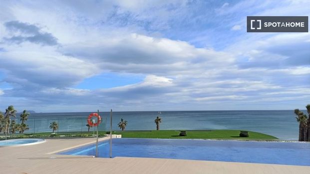 2 room luxury Apartment for rent in La Condomina, Valencia - Photo 1