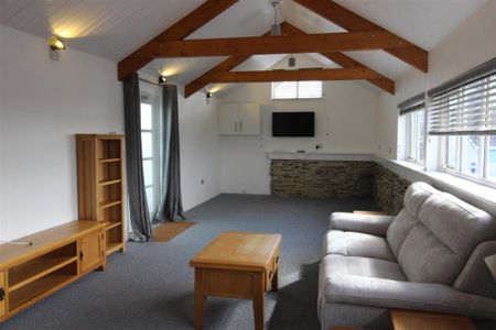 Broad Park Road, Bere Alston, Yelverton - Photo 2