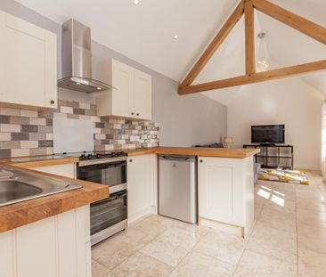 1 bedroom detached house to rent - Photo 4