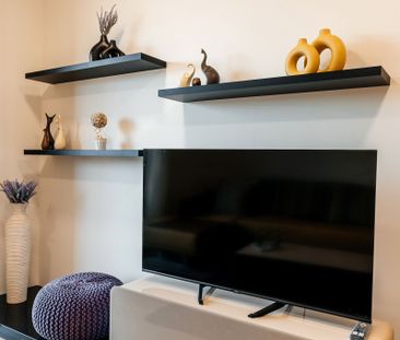 Middle Floor Apartment in Estepona - Photo 1