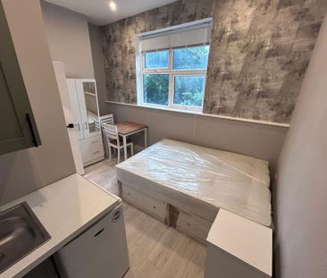 Studio Flat, Amhurst Road, E8 - Photo 3