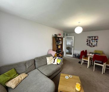 2 bedroom maisonette to rent - Photo 3