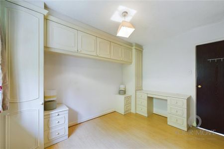 2 bedroom semi-detached house to rent - Photo 3