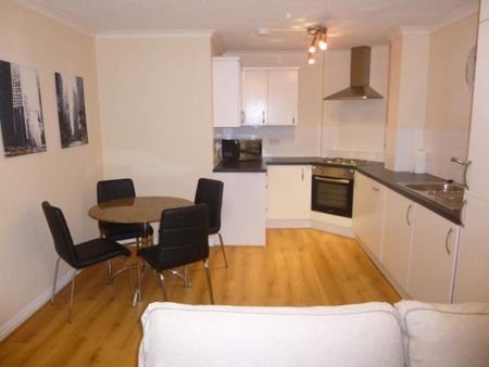 1 bedroom flat to rent - Photo 5