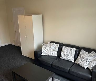 2 Bed Flat, Stenhouse Avenue, EH11 - Photo 2