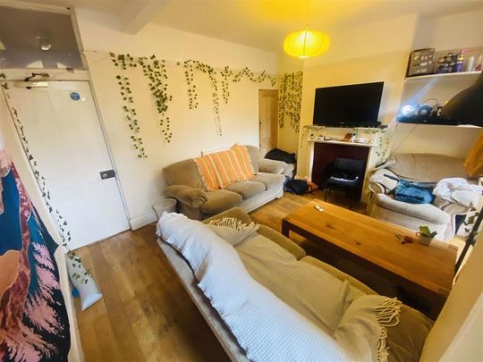 5 bedroom terraced house to rent - Photo 1