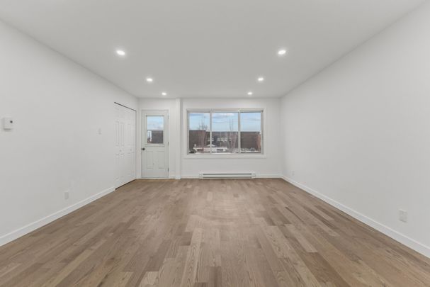 8289 Rue Lefebvre, H8N 2B2, H8N 2B2, Montréal - Photo 1