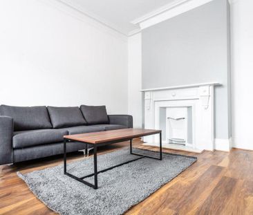 7 bedroom terraced house to rent - Photo 1