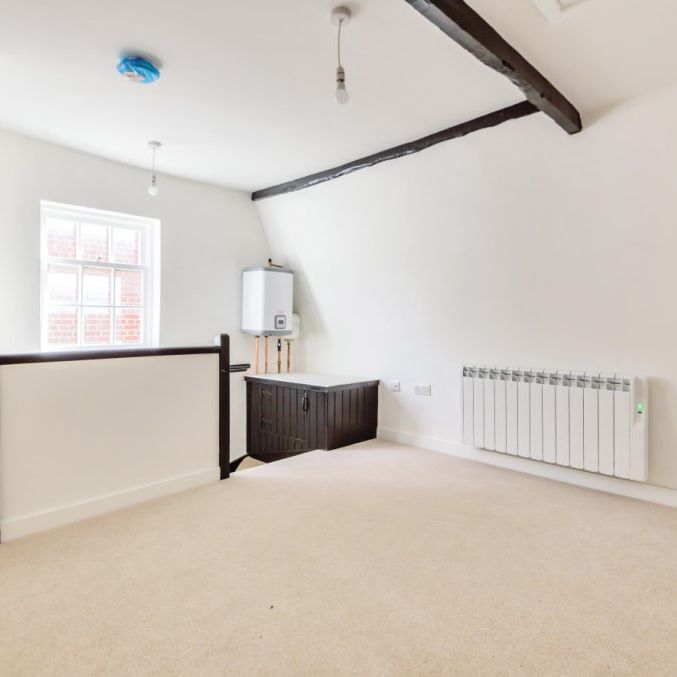 1 Bedroom Flat / Apartment - West Street, Alresford - Photo 1