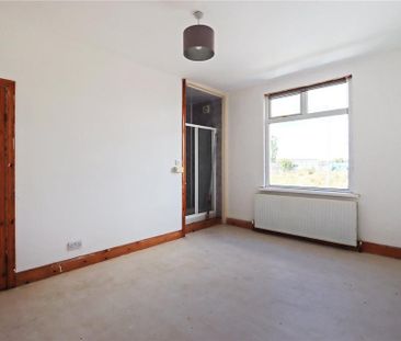 2 bedroom end of terrace house to rent - Photo 6