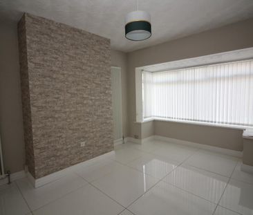 3 bedroom terraced house to rent - Photo 3