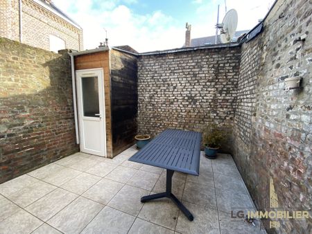 Amiens SAINT-PIERRE - MAISON? DE TYPE 4 AVEC COUR ET CAVE - Photo 5