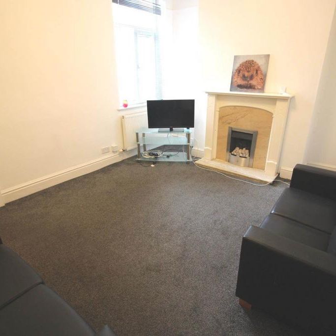 5 bedroom terraced house to rent - Photo 1