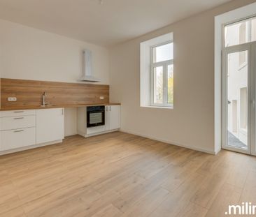 Location Appartement 2 pièces 53m² MONTIGNY LES METZ 57950 - Photo 2