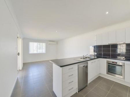 NORTH TAMWORTH - Modern Duplex for Lease - Photo 4