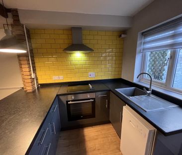 2 bedroom property to rent - Photo 2
