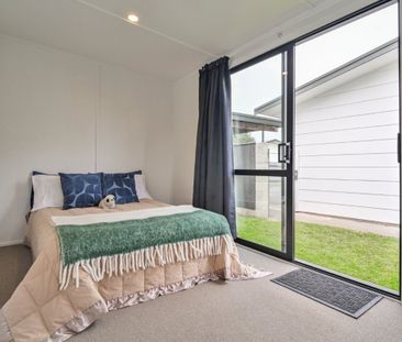 Tidy Family Home in Walton Way - Photo 5