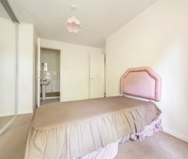 Waverley Road, ENFIELD - Photo 6