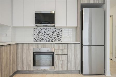 For Lease - 297 Oak Walk Drive Unit# 2203, Oakville, Ontario - Photo 4