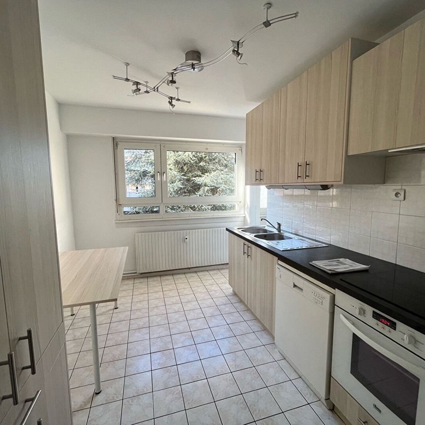 Location Appartement 4 pièces 98m² - Photo 1