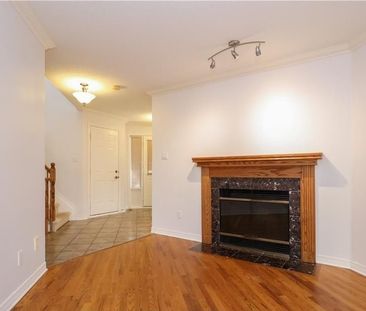 For Lease - 104 Thornbury Crescent, South of Baseline to Knoxdale, ... - Photo 1