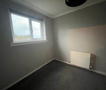 Price £750 pcm - Available Now - Unfurnished - Photo 3