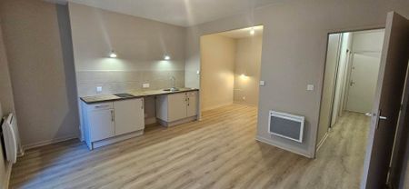 Location Appartement 1 pièce 33m² - Photo 4