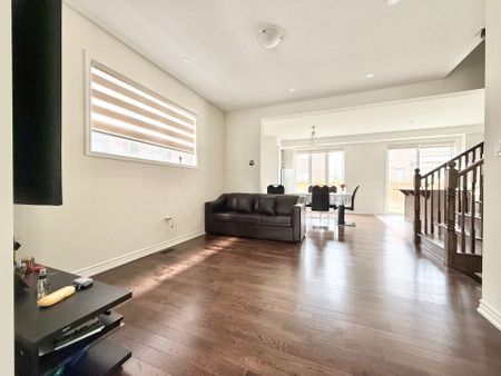 For Lease - 8 Doluci Crescent Unit# Main, Brampton, Ontario - Photo 2