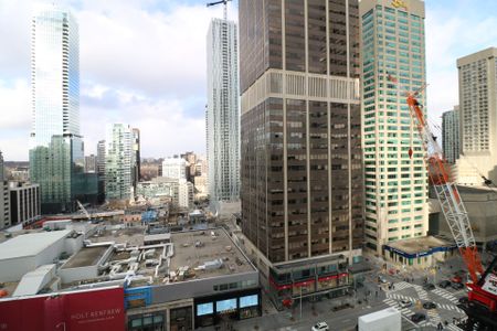 For Lease - 35 Balmuto Street Unit# 1702, Toronto, Ontario - Photo 4