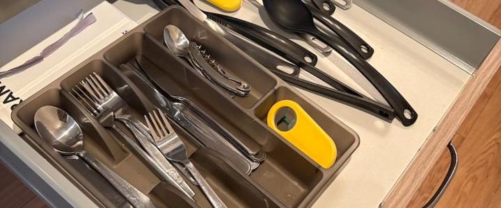 moderne möblierte 2 Zimmer Wohnung mit Einbauküche und Bad in 63303 Dreieich - Foto 1