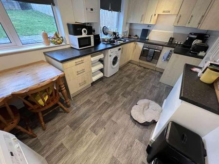 Knightstone Heights, Frome, Somerset, BA11 - Photo 5