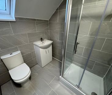 BeoleyRoadWest, REDDITCH - Photo 1