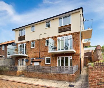 1 bedroom ground floor flat to rent - Photo 3